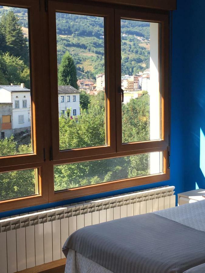 Apartmán Narcea Turismo Real Cangas De Narcea Exteriér fotografie
