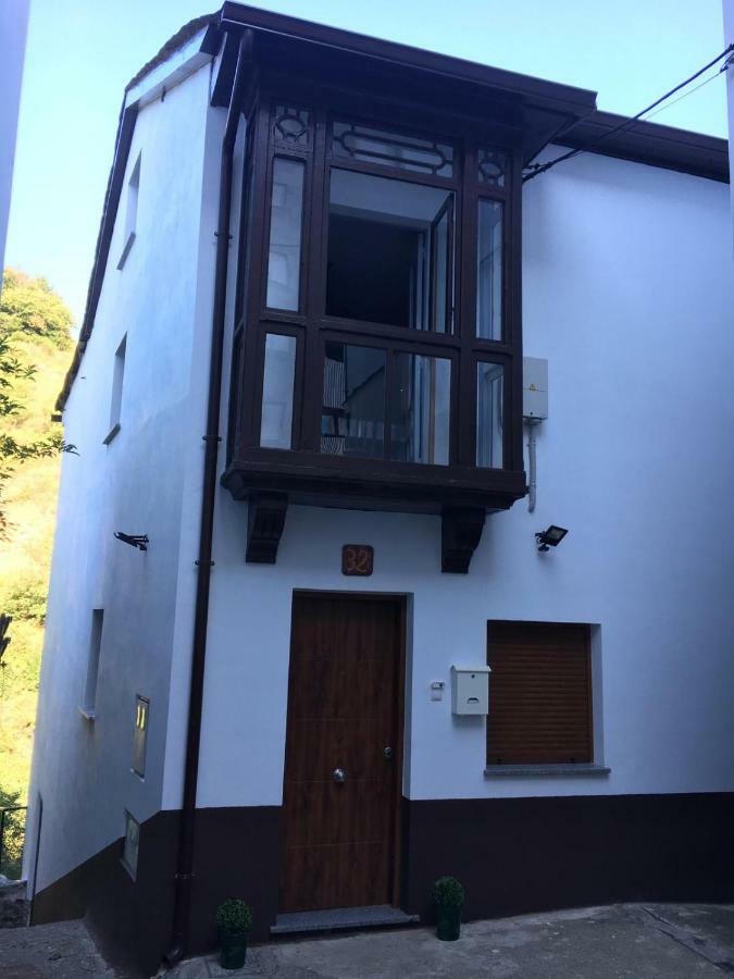 Apartmán Narcea Turismo Real Cangas De Narcea Exteriér fotografie